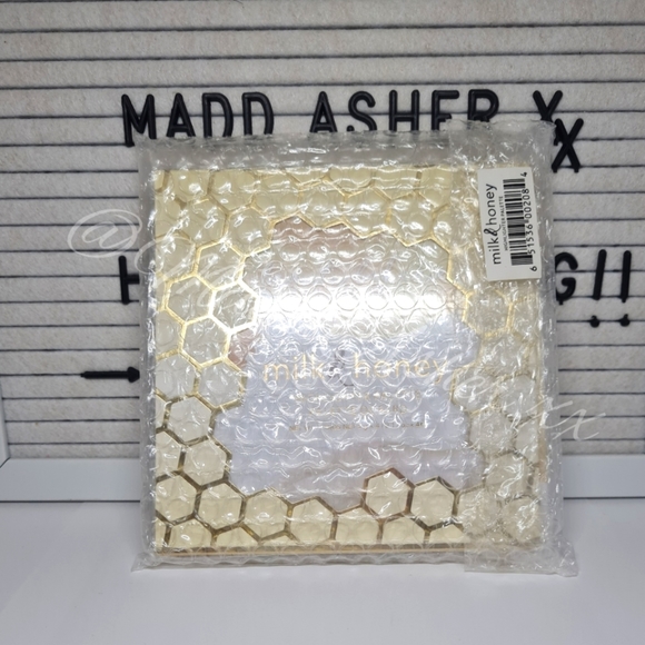 Beauty Bakerie: Milk & Honey Highlighting Palette | BNIB!! - Picture 13 of 15